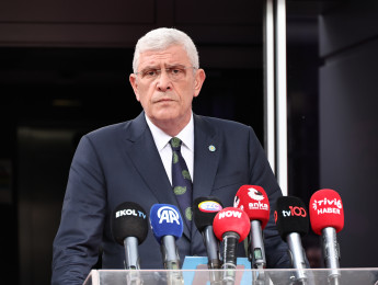 ‘’Devlet gücünü kullanarak, hukuki vesayet görüntüsü veren bazı uygulamalarla, siyaseti dizayn etmeye kalkmak Türkiye’ye yapılacak en büyük kötülüktür.’’