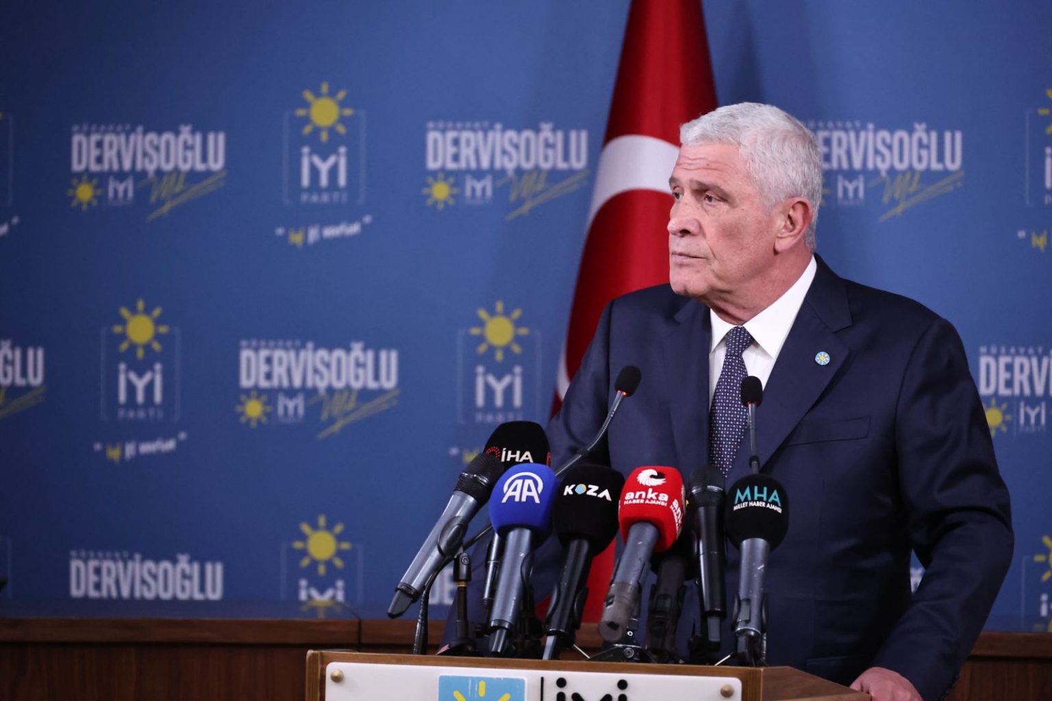 Genel Başkanımız Sayın Müsavat Dervişoğlu, 27 Ağustos Perşembe günü Genel Merkezimizde basın açıklamasında bulundu.